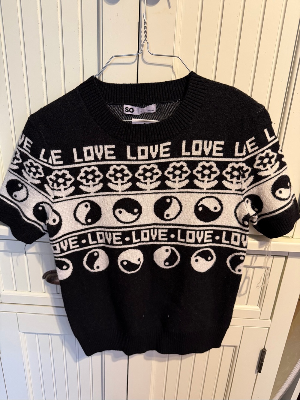 SO Black & White Crewneck Knit Top with LOVE and Yin-Yang Pattern